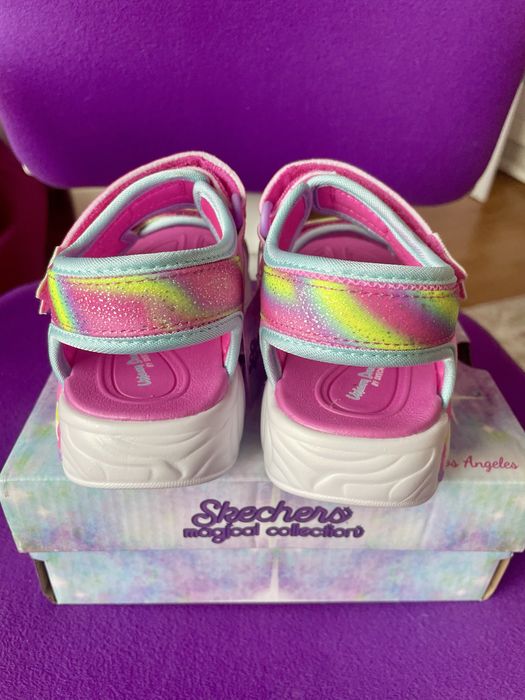 Нові светящиеся босоножки сандали Skechers 25 розмір