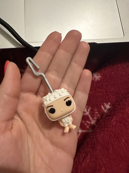 Продам фігурки з кіндерів Stranger things