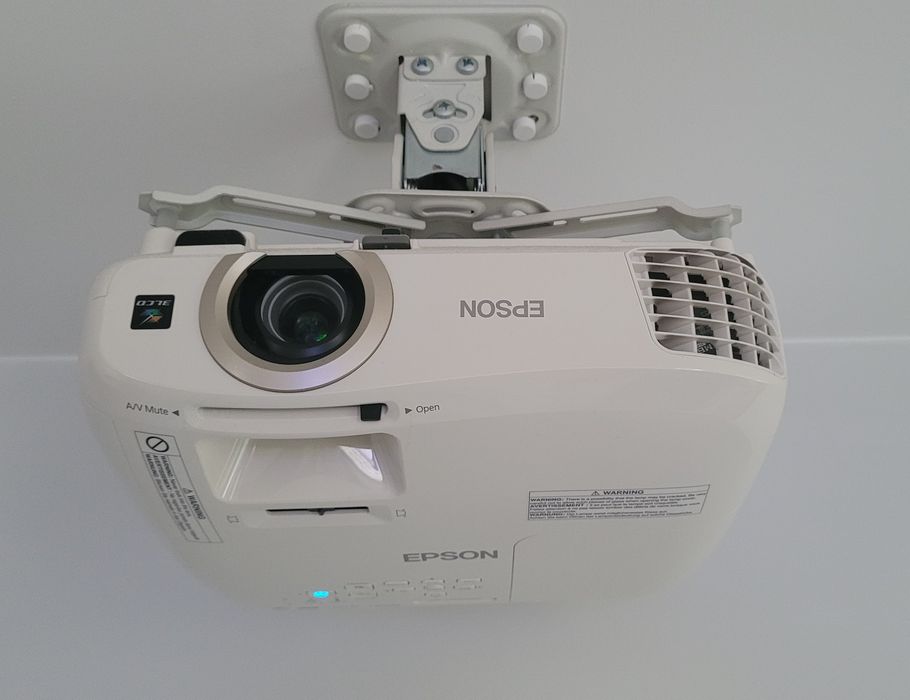 Epson EH-TW5300 Full HD 3D – stan idealny + 4 okulary 3D Samsung!