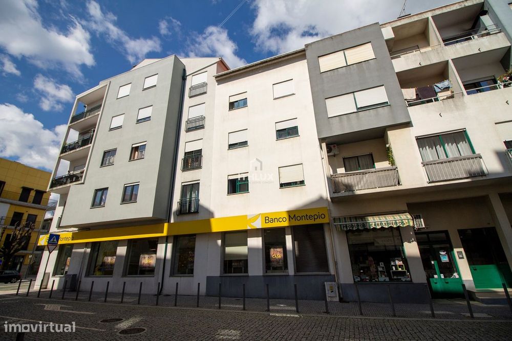 Apartamento T3 c/Terraço, Centro da Cidade, Viseu — Viseu, Viseu
