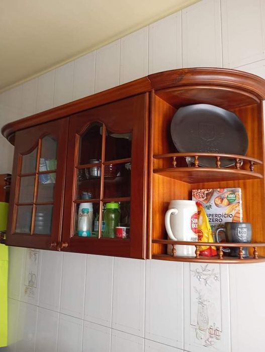 Vendo este móvel muito bonito bom estado de cozinha