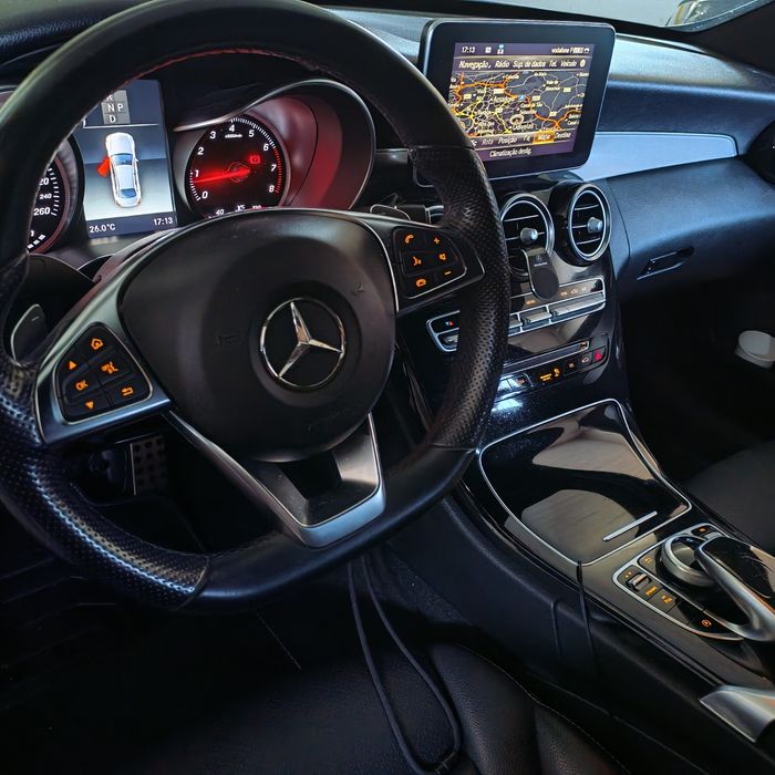 Mercedes C200 CGI Limousine Premium AMG Line 9 G Tronic Gasolina