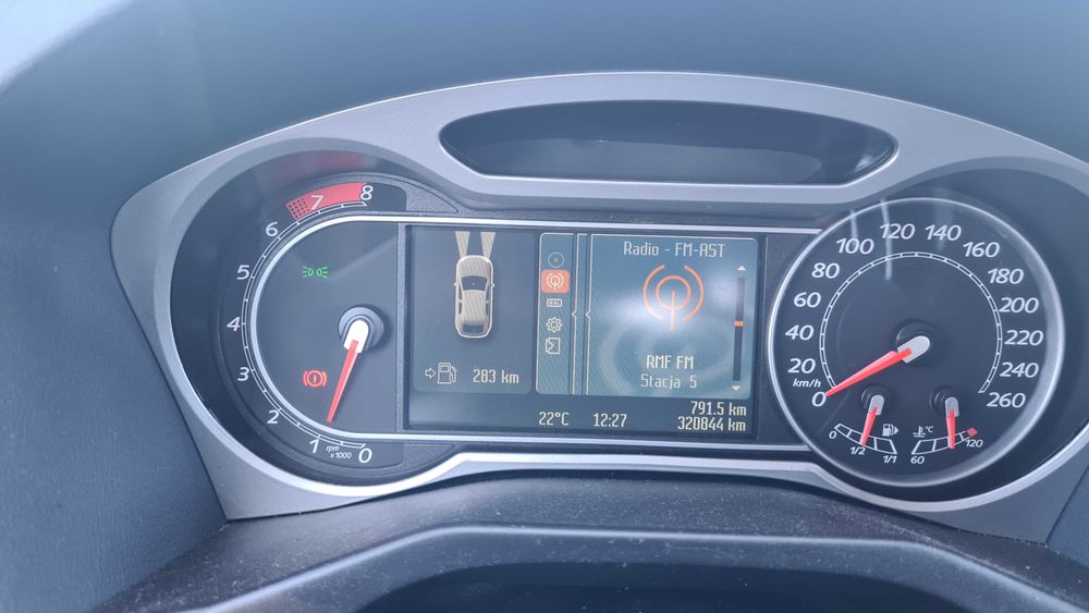 Ford Mondeo mk4 titanium Polecam