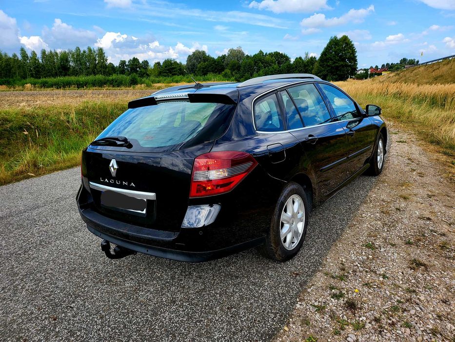 RENAULT LAGUNA 3 2.0b 2010 klimatronic alu hak 6bi tempomat SUPER STAN