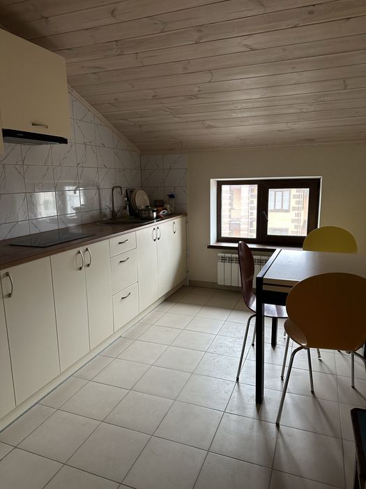 Полтава. Дім «Парафіяльний». Власник. Кімнати подобово. 250 грн.