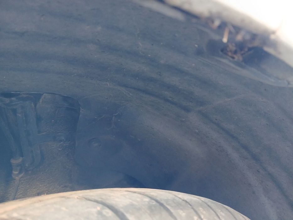 Cava roda frente direita KIA Venga Van (YN)