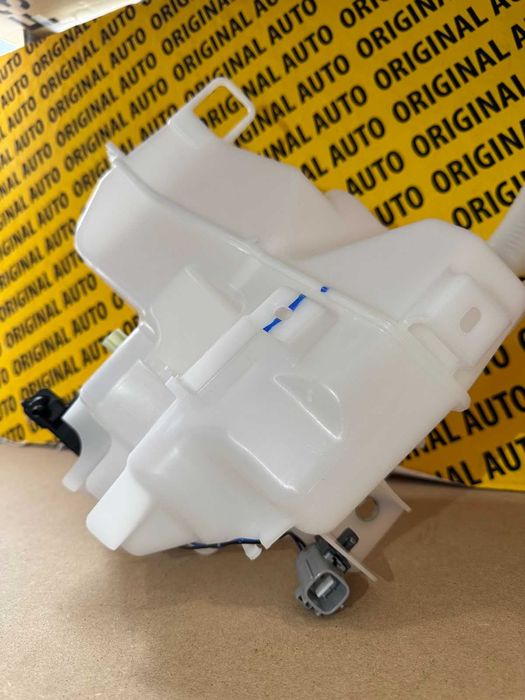 Бачок склоомивача Mazda CX-30 USA Новий. Оригінал