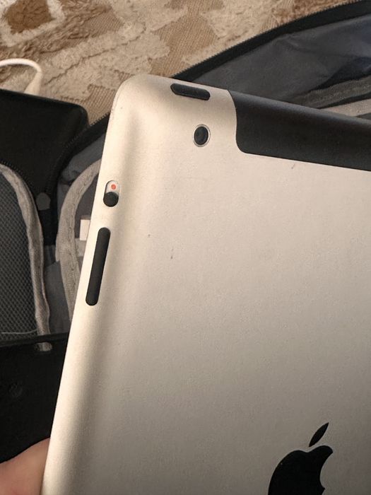Ipad 32 ГБ на запчастини