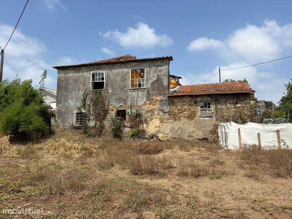 Moradia Devoluta T3 Venda em Ribeirão,Vila Nova de Famalicão