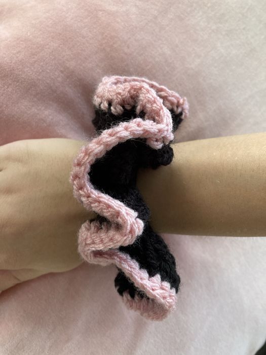 Scrunchie  do włosów 100% akryl