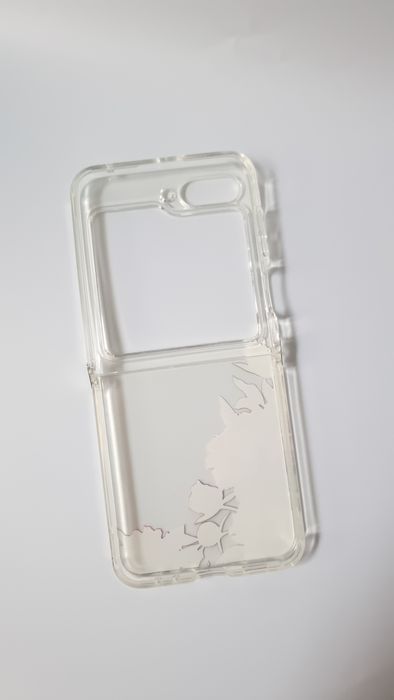 To eleganckie etui zostało zaprojektowane  dla Samsung Galaxy Z Flip 5