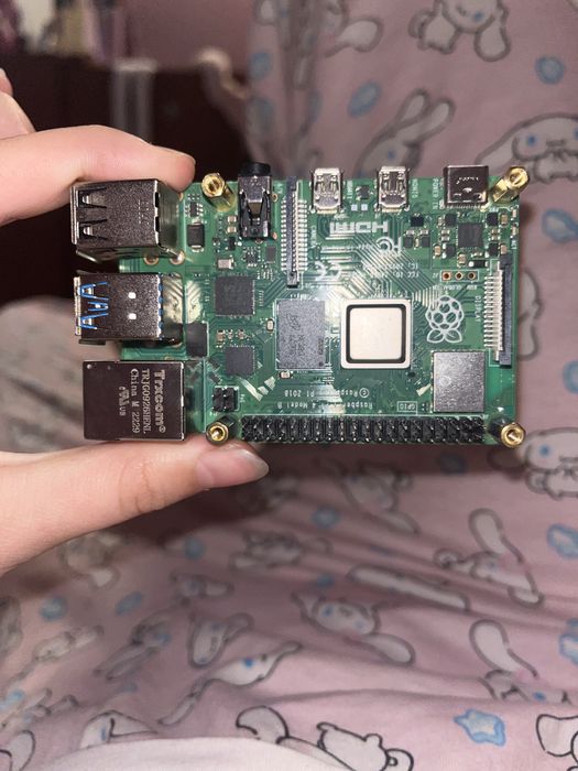 мікрокомп'ютер Raspberry Pi 4 Model B