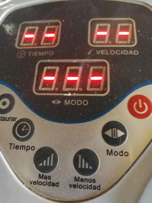 Candiero metálico