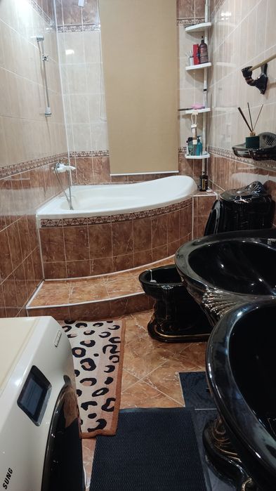 Здаём койка место.300гривен .центр