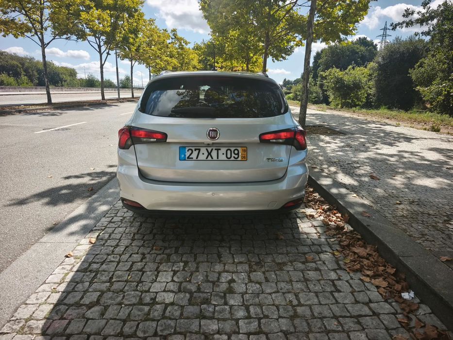 Fiat Tipo Station Wagon 1.6 M-Jet Lounge Tech