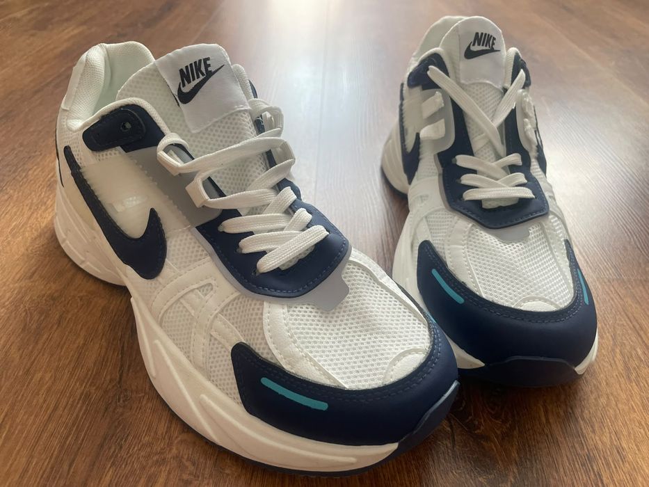 Кросівки Nike розмір 45