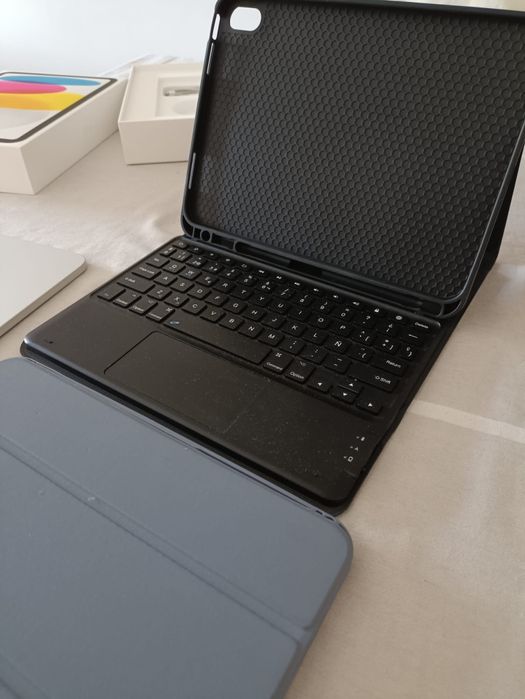 iPad prateado como novo