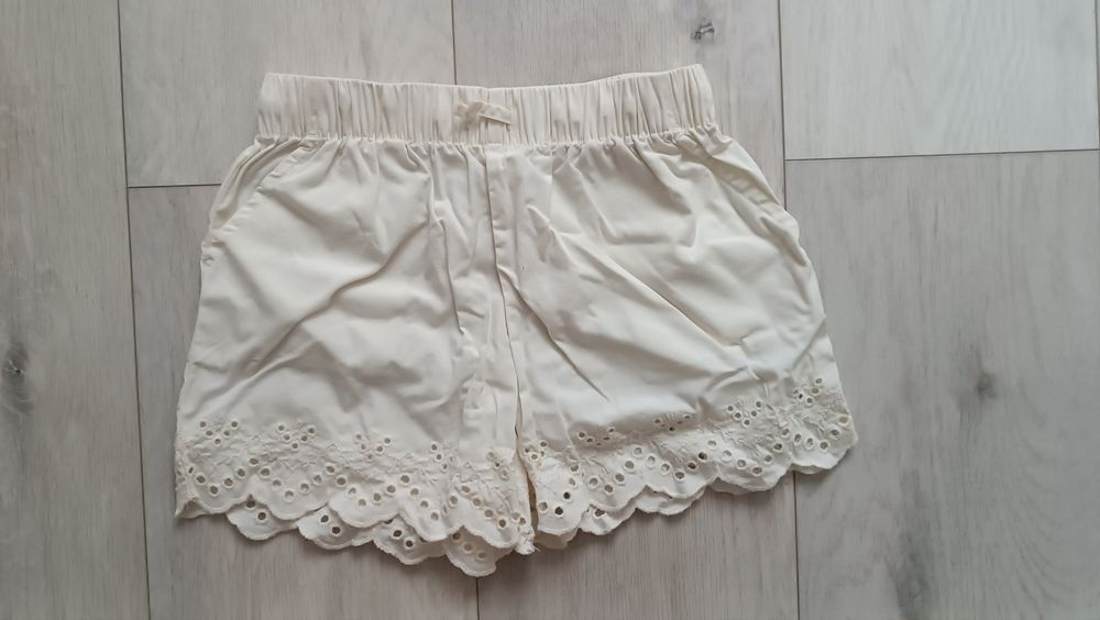 Krótkie spodenki H&M rozmiar 104