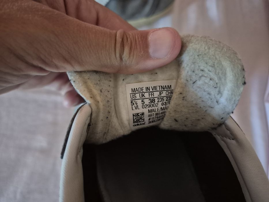 Adidas gazelle cinzentas