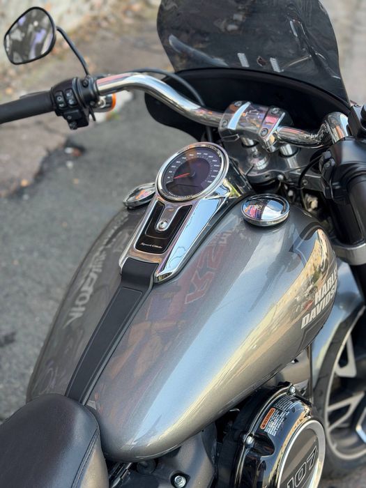 Мотоцикл Harley-Davidson Sport Glide 2021 рік