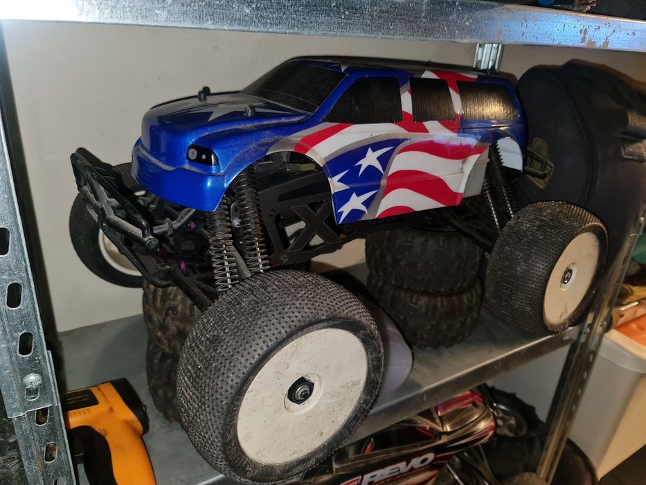Hpi savage escala 1/8 nitro