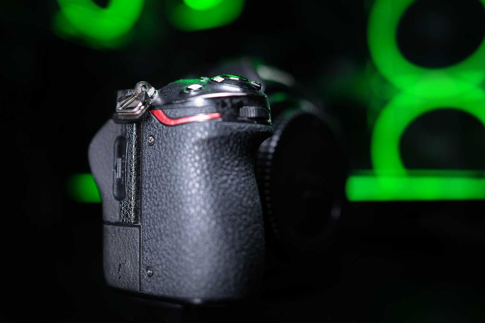 Nikon Z6 - świeżo po serwisie - stan BDB - Gratisy