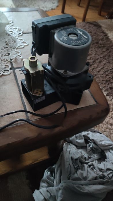 Viessmann pompa viupe 60, zaworów trójdrożny, regulator 952670