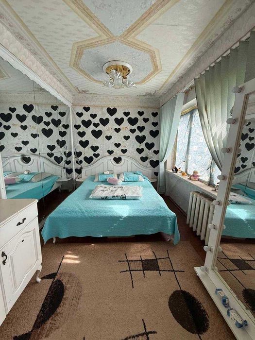 Продам 2 комнатную квартиру Сухой фонтан