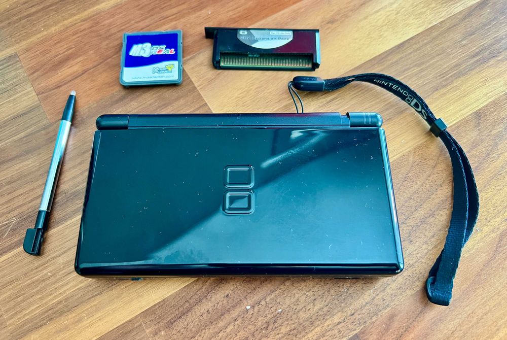 consola Nintendo DS LITE mod M3 ds real 1GB