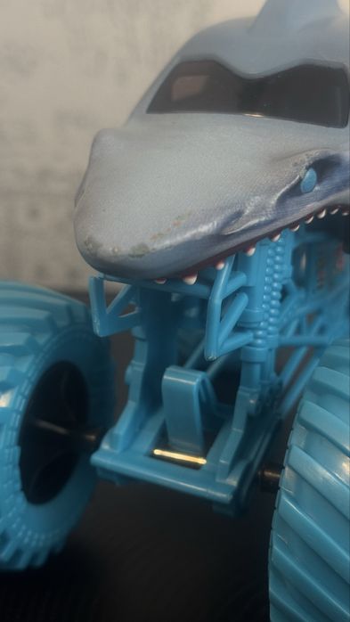 Автомодель Monster Jam Megalodon  машинка іграшка