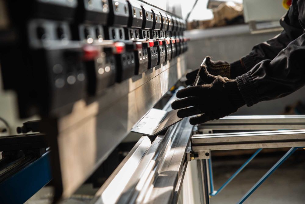 Гнуття металу. Точність та якість