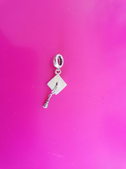 Peça de prata faculdade