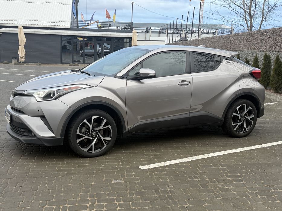 Продам tayota c-hr