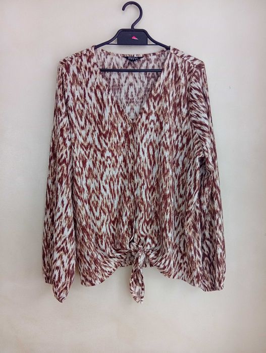 Bluzka koszulowa damska zapinana na złote guziki 5xl