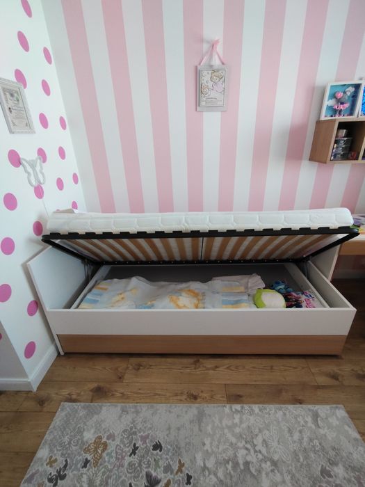 Łóżko  VOX dla dziewczynki