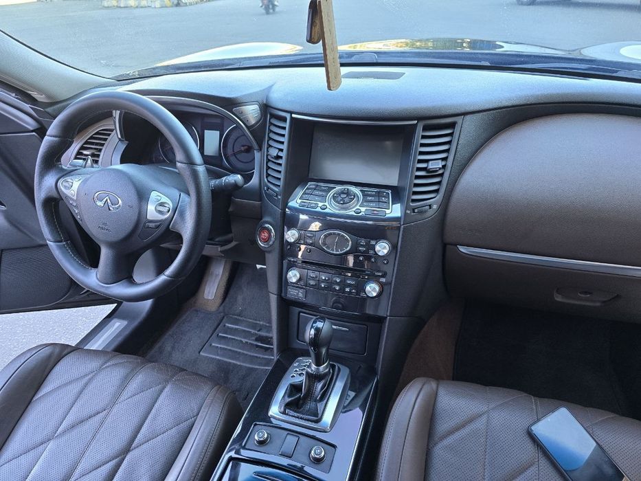 Infiniti S51. FX 35. QX70. FX37