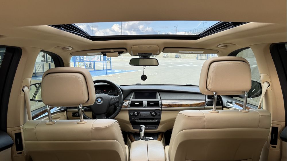 Продам BMW X5 E70 2012