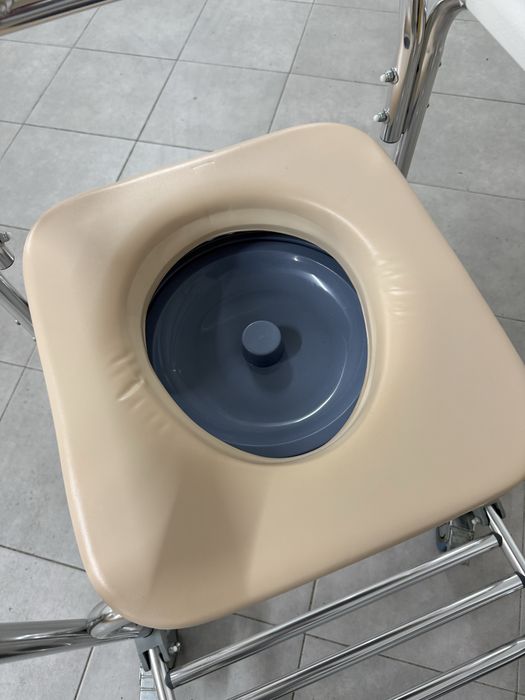 Cadeira Higiénica Usada