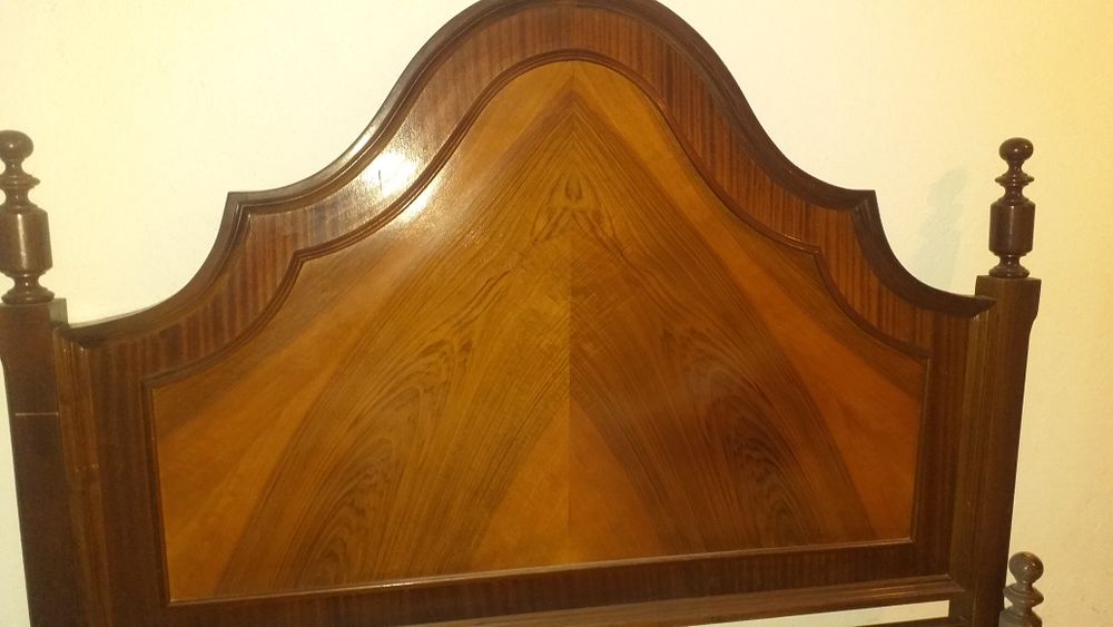 Mobília em cerejeira