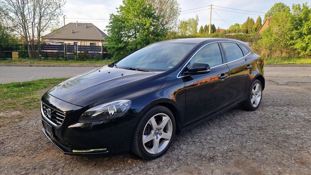 Volvo V40 2,0d 150KM Automat *Bez rdzy* Śliczny egzemplarz! Po opłatach!