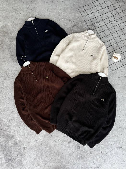 Светер на замочку