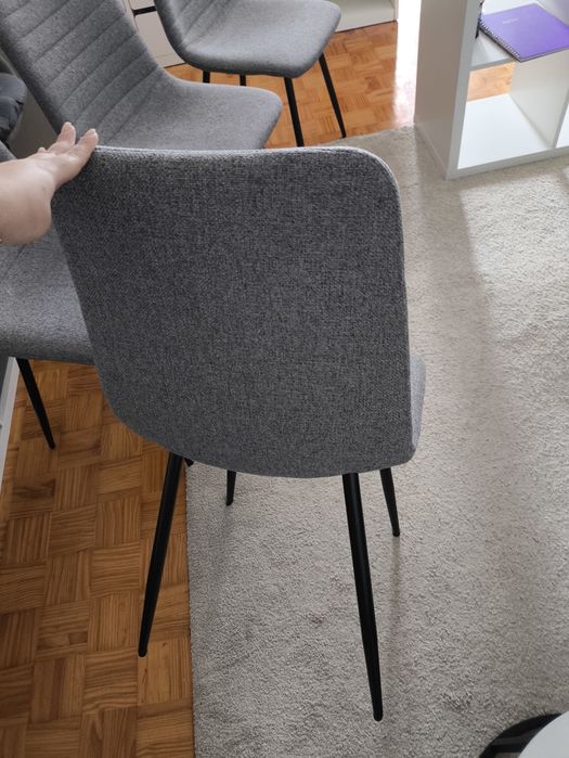 Conjunto de 4 cadeiras cinza de tecido