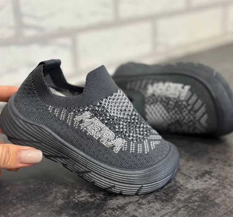 Продам мокасіни на хлопчика