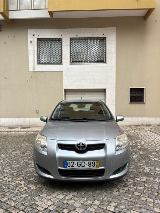 Toyota Auris 1.4 Gasolina
