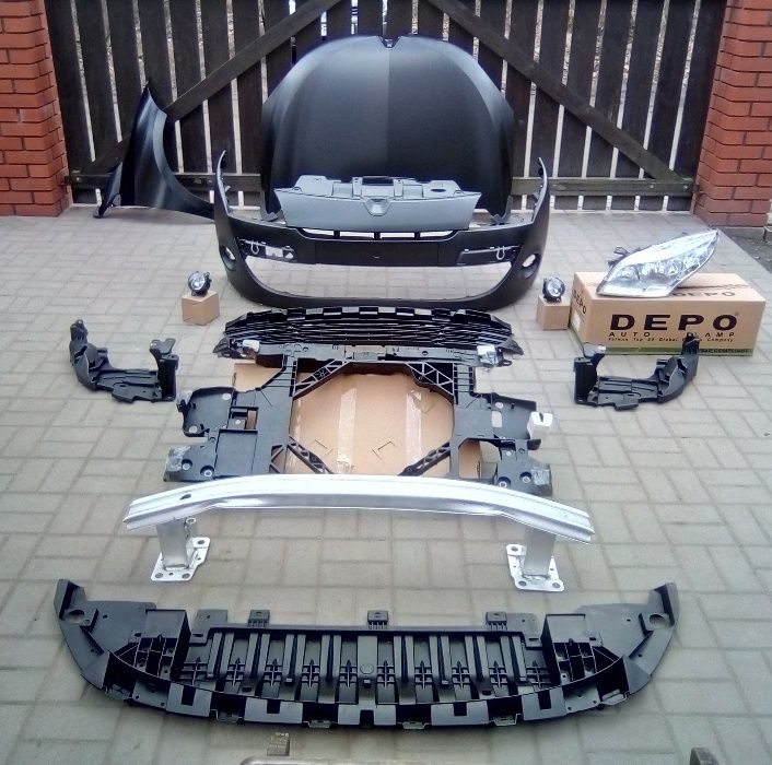 RENAULT MEGANE III 2008 - maska nowa idealna