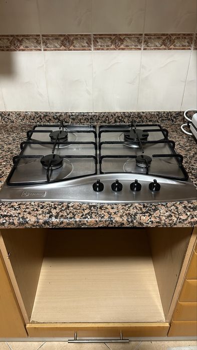 Fogão a gás em perfeio estado