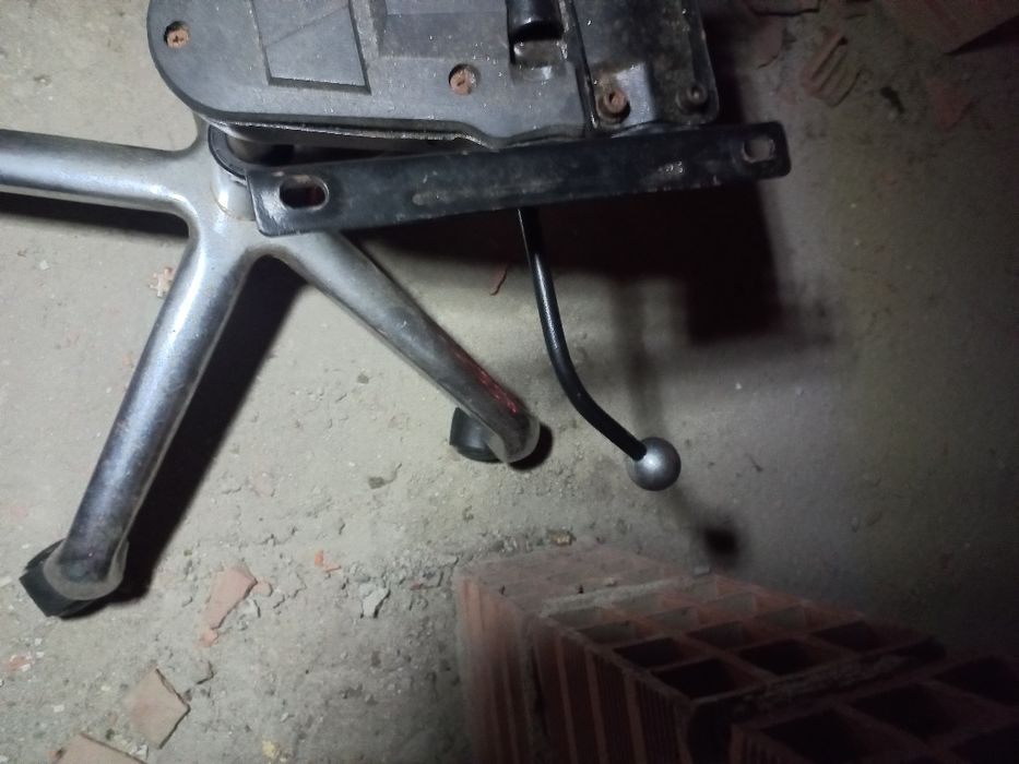 basse de cadeira de escritorio