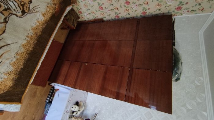 Шафа для одягу (платяна / гардеробна шафа)