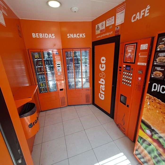 Trespasse loja Grab & Go 24 horas - Vending