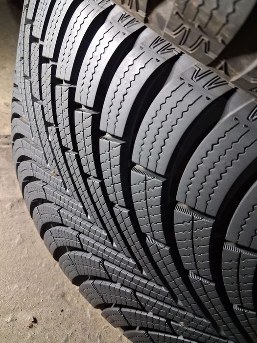 255/40 R20 Maxxis Premitra шини б/у Пара